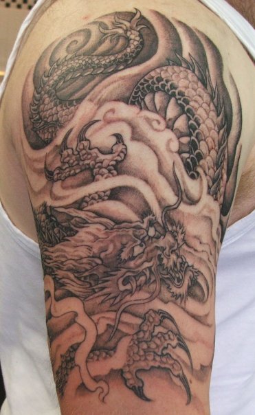 Dragon Tattoo Design on Side Man