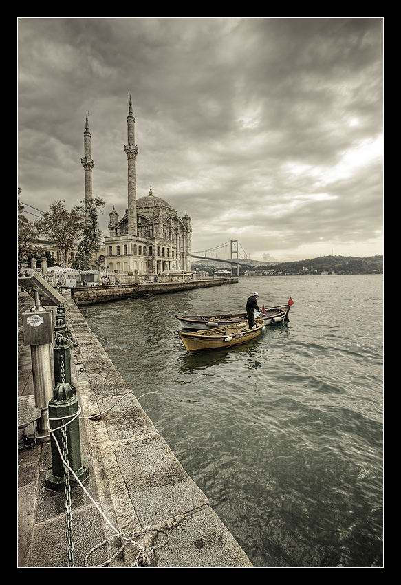 Ortakoy Mosque by h9351