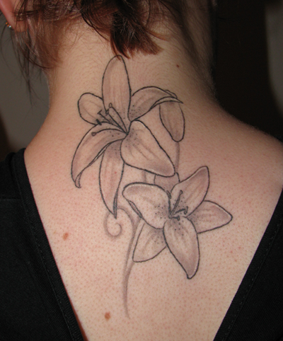 sexy lily tattoos art designs that look cool and very nice picture 3